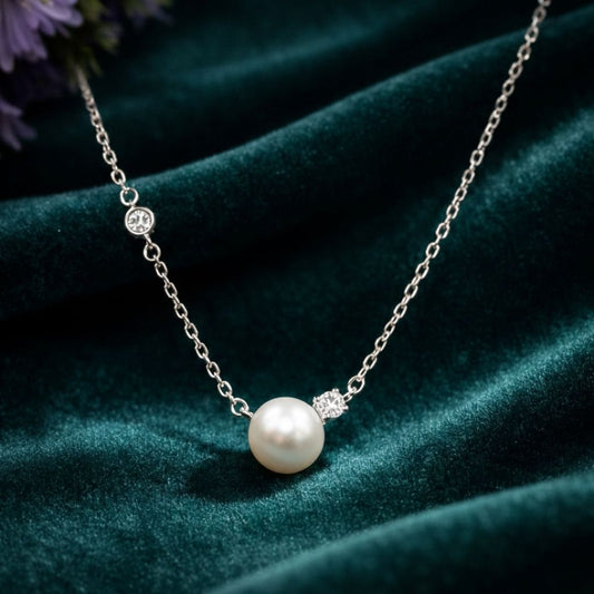 Lowkey Pearl Silver Necklace
