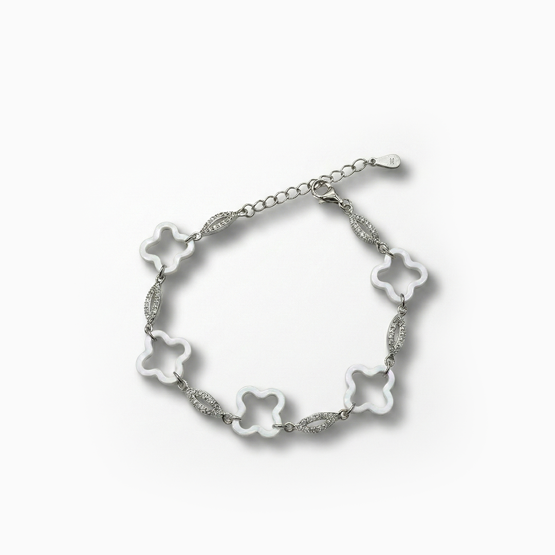 Floral Shine Silver Bracelet