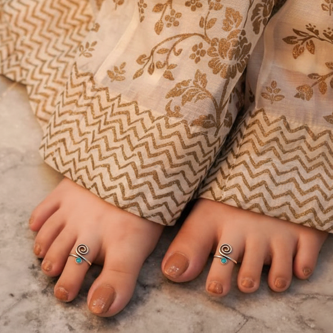 Turquoise Spiral Silver Toe Rings