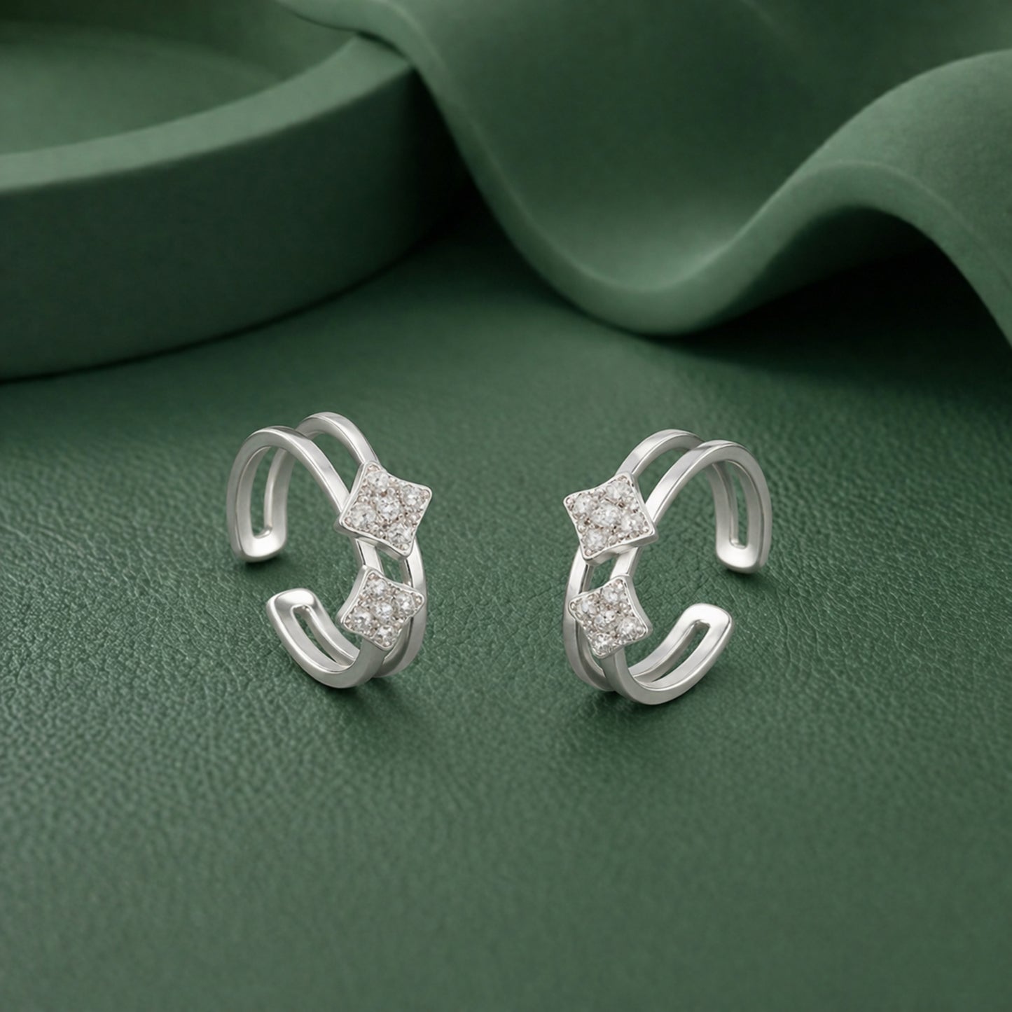 Silver Starburst Silver Toe Rings