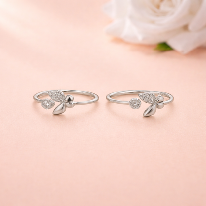 Soft Wing Blossom Toe Rings